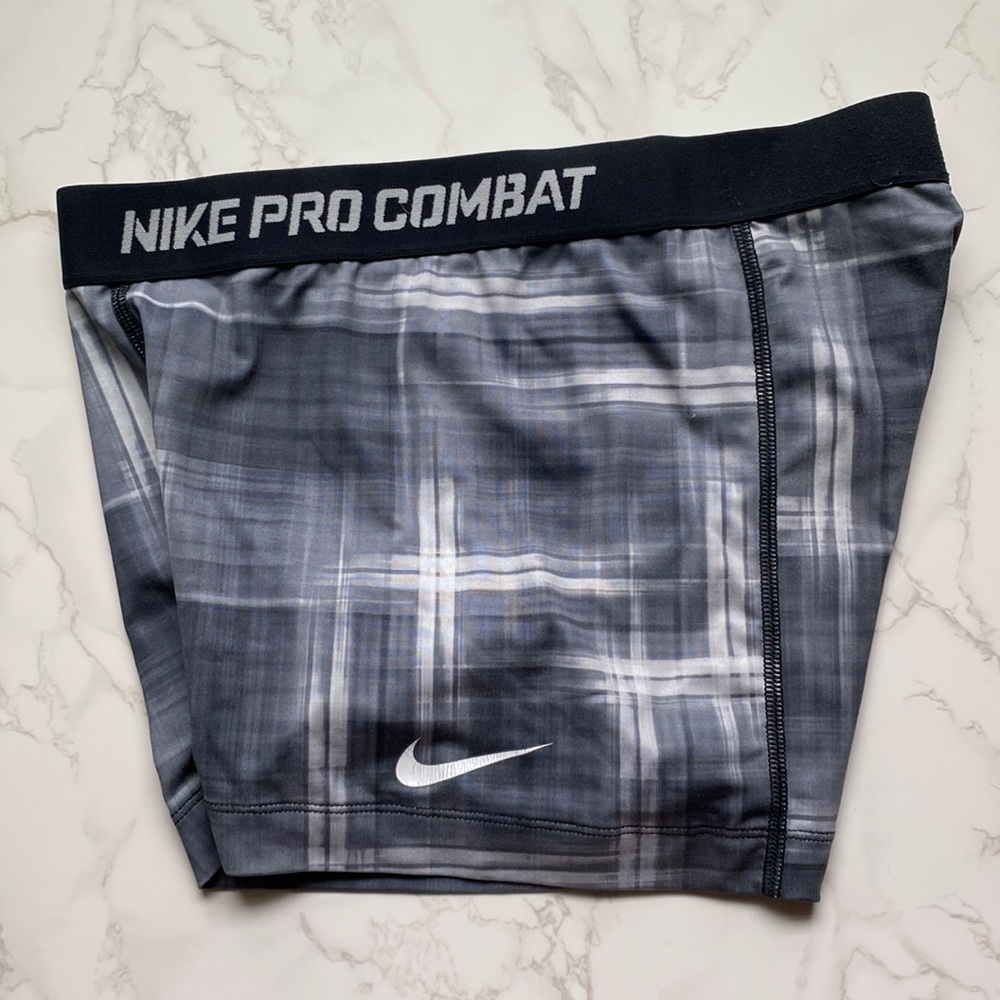Nike pro 3” shorts size M
